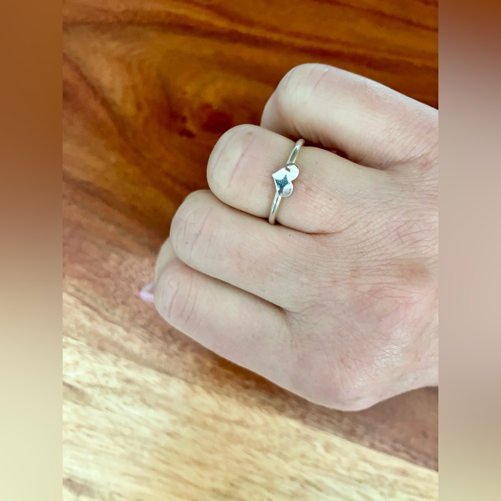 Sterling silver ring - Picture 2 of 3
